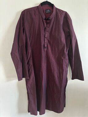 Junaid jamshed almirah men's Band-Collar Kurta in Deep Maroon smart fit. Medium